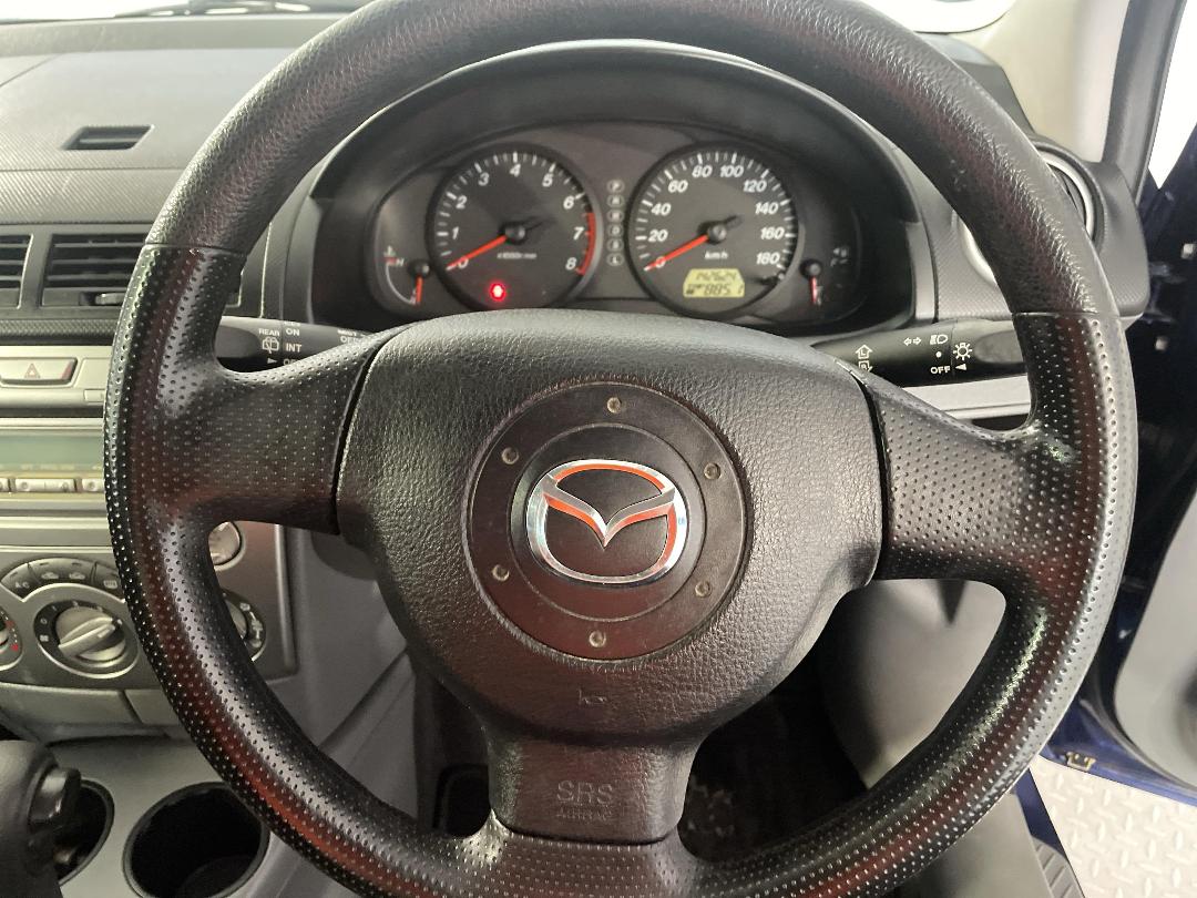 Photo '24' of Mazda Demio Photo '24' of Mazda Demio