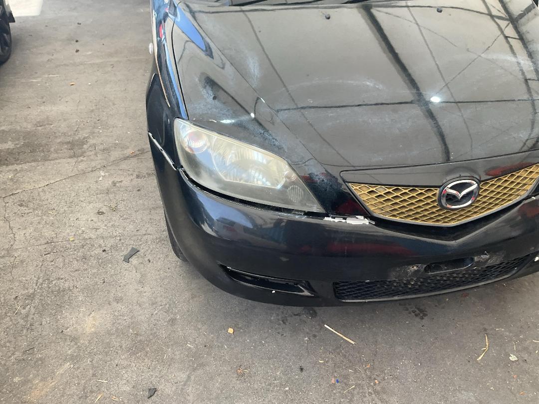 Photo '4' of Mazda Demio