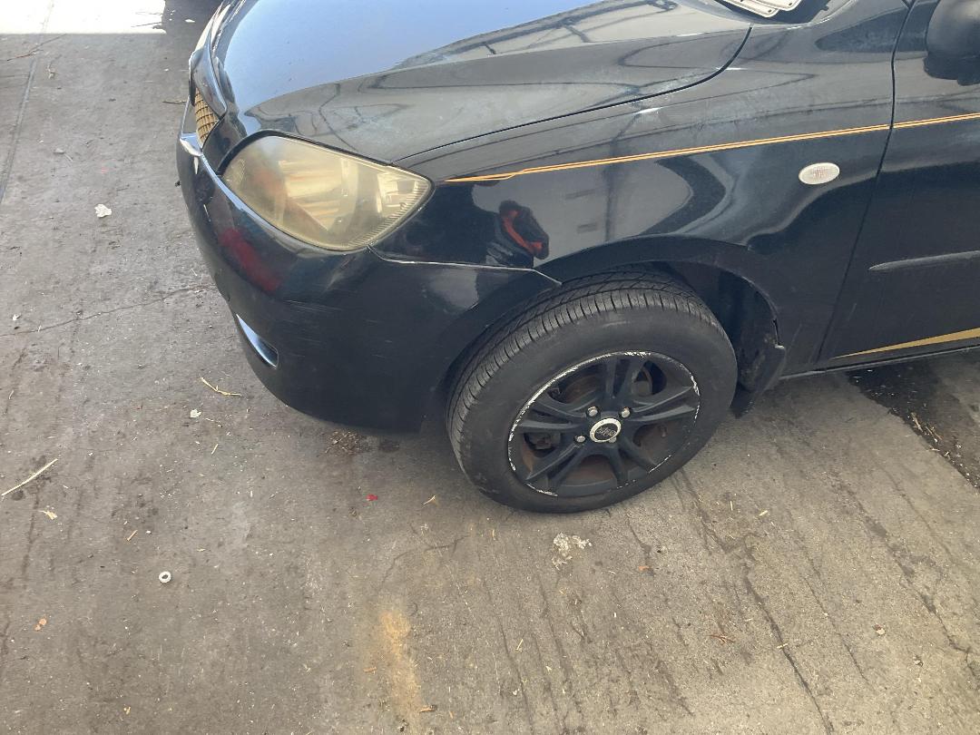 Photo '6' of Mazda Demio