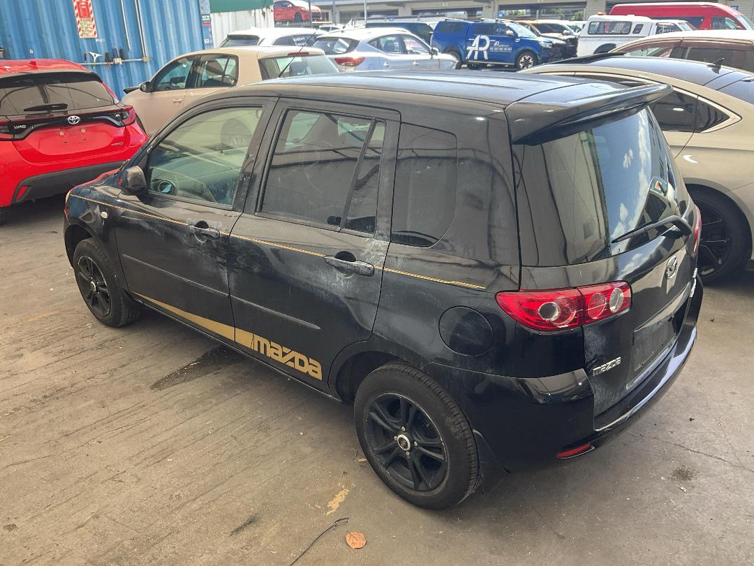 Photo '8' of Mazda Demio