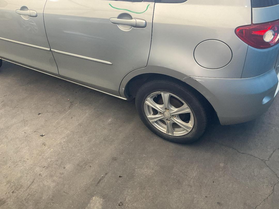 Photo '9' of Mazda Demio