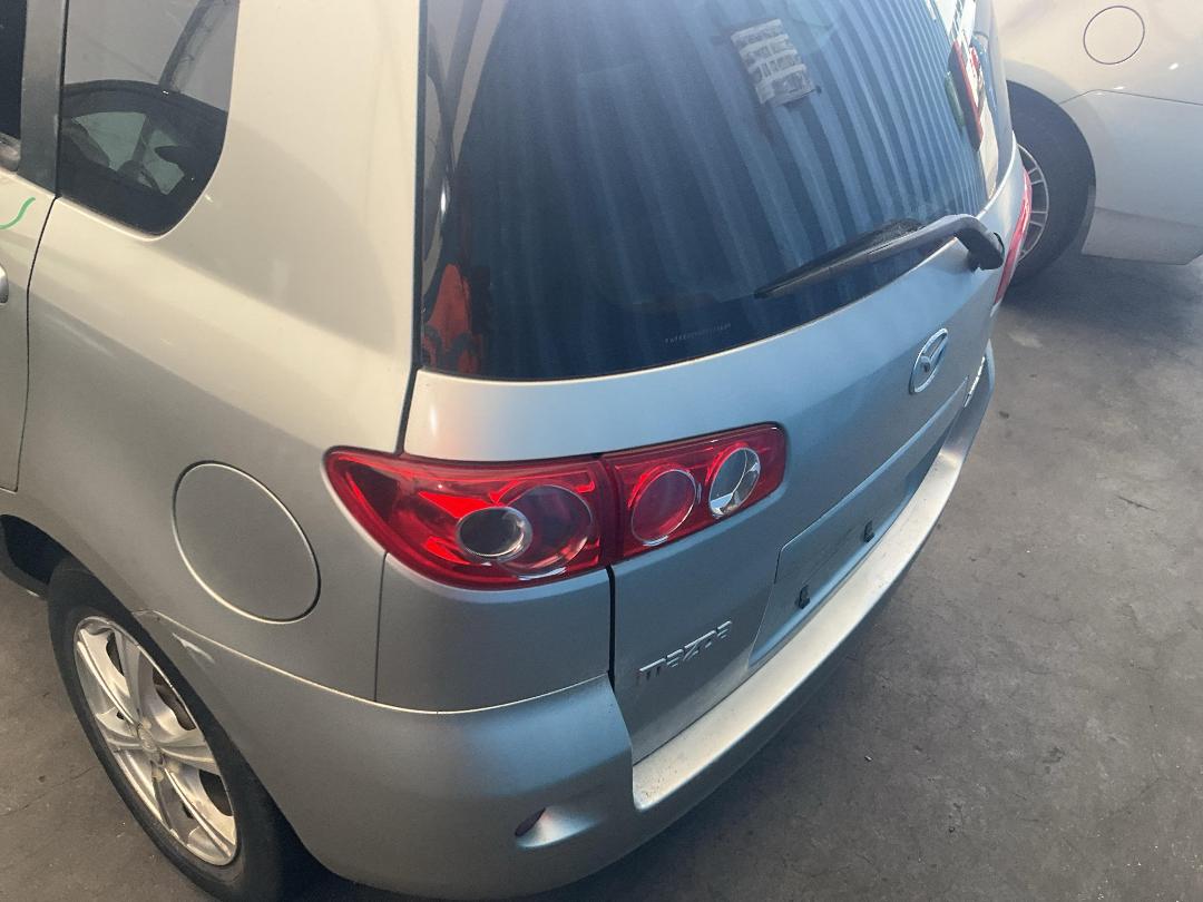 Photo '11' of Mazda Demio