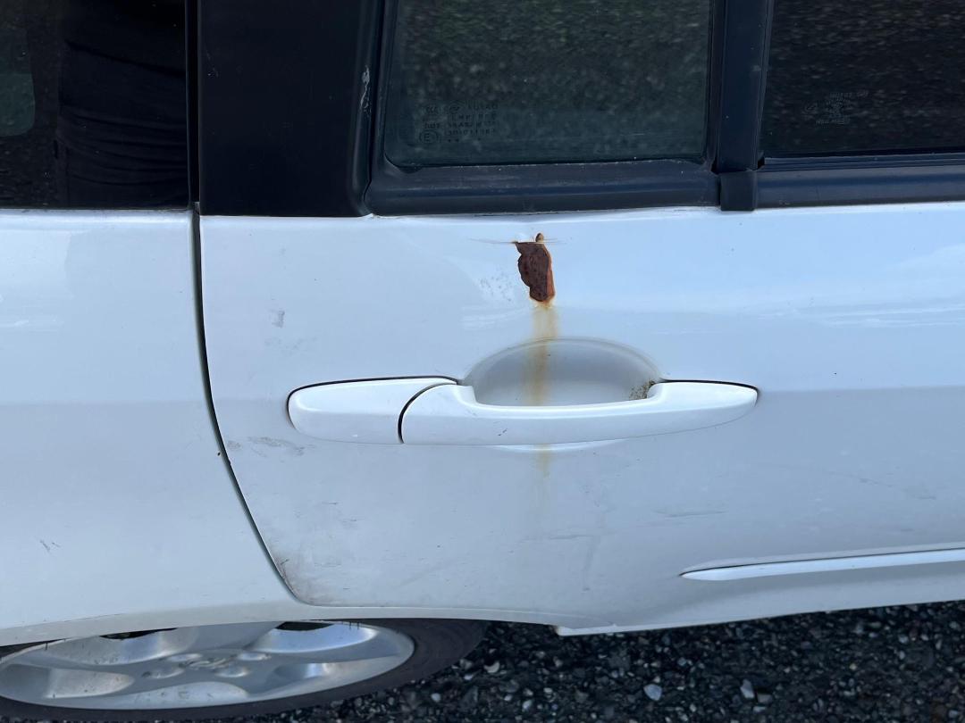 Photo '8' of Mazda Demio