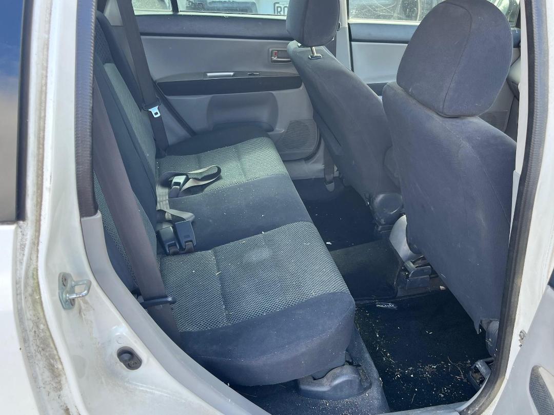 Photo '12' of Mazda Demio