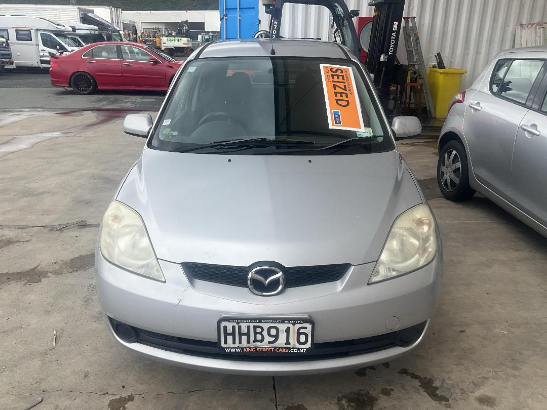 Photo '2' of Mazda Demio