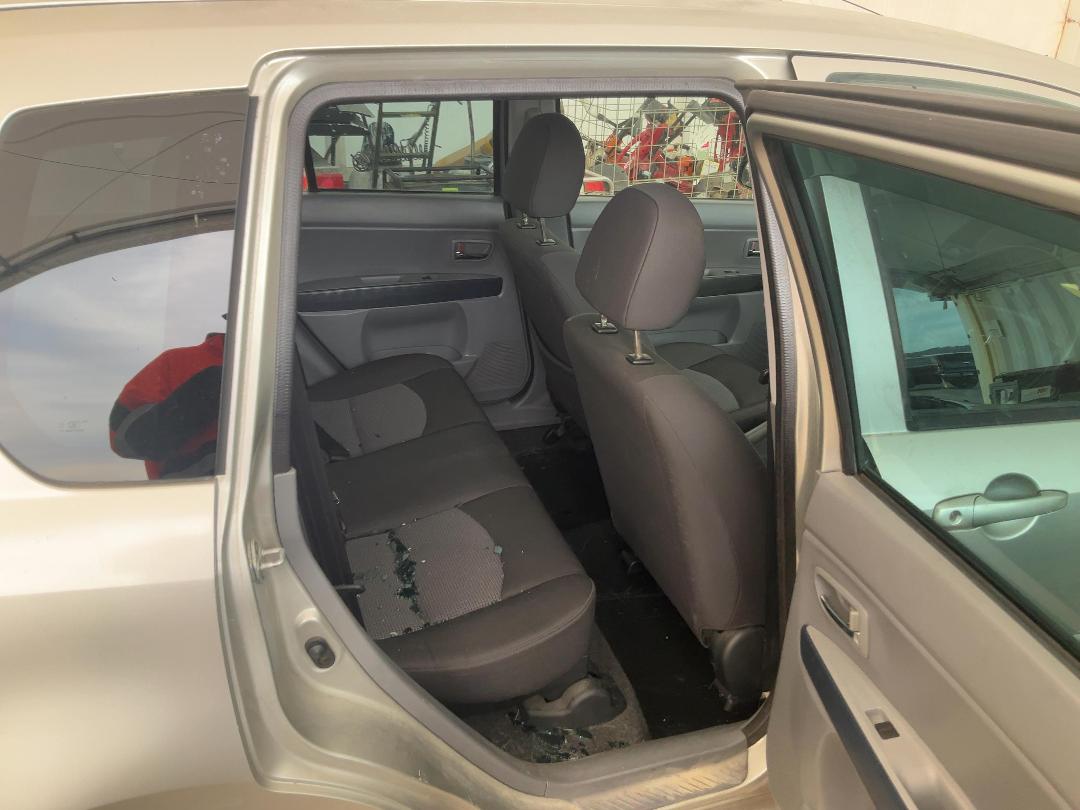 Photo '8' of Mazda Demio