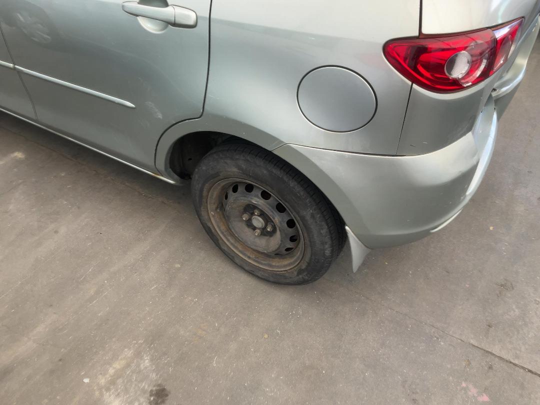 Photo '9' of Mazda Demio