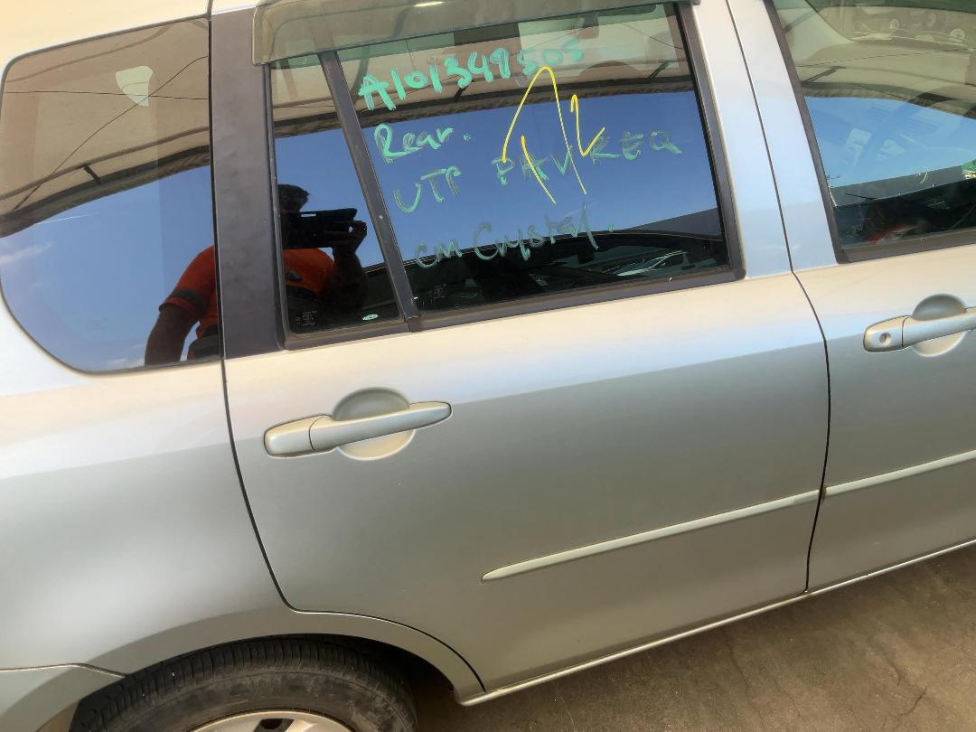 Photo '13' of Mazda Demio