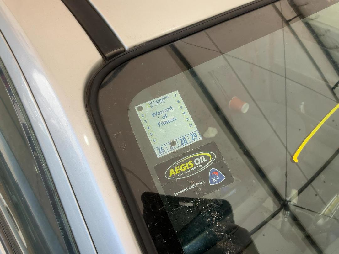 Photo '21' of Mazda Demio