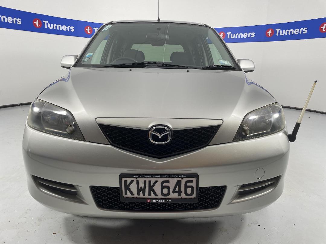 Photo '2' of Mazda Demio