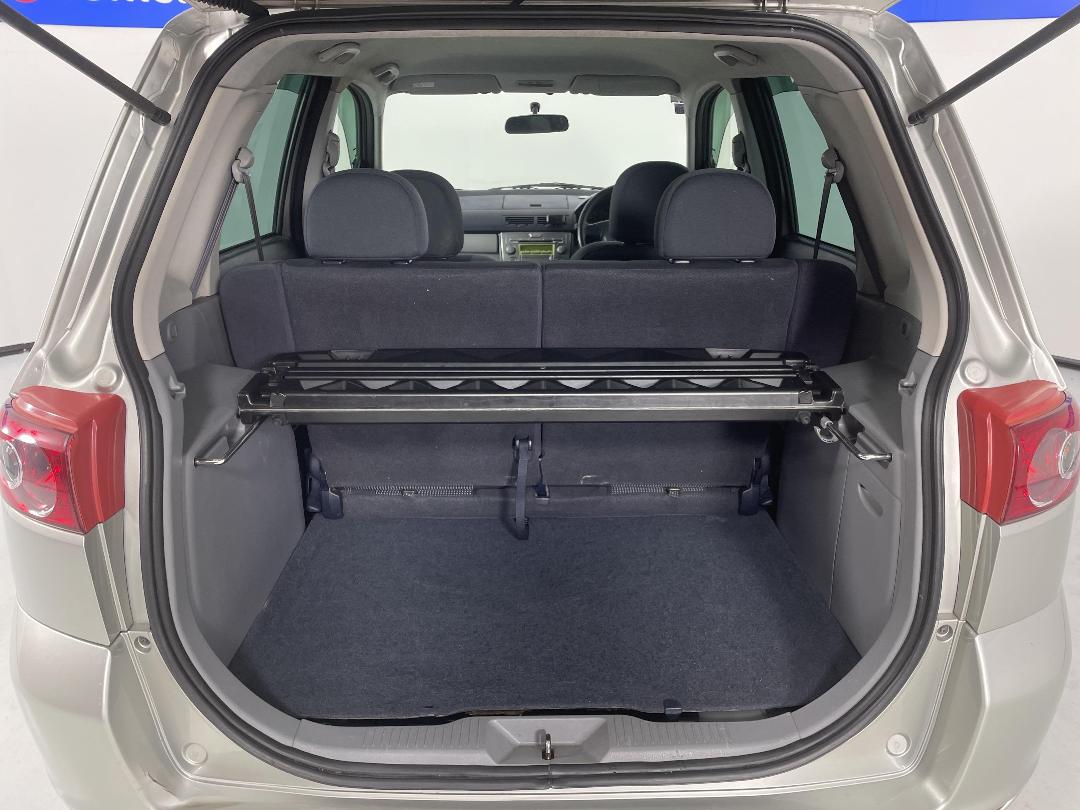 Photo '14' of Mazda Demio