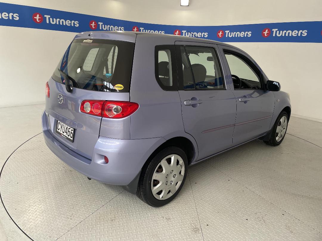 Photo '7' of Mazda Mazda2