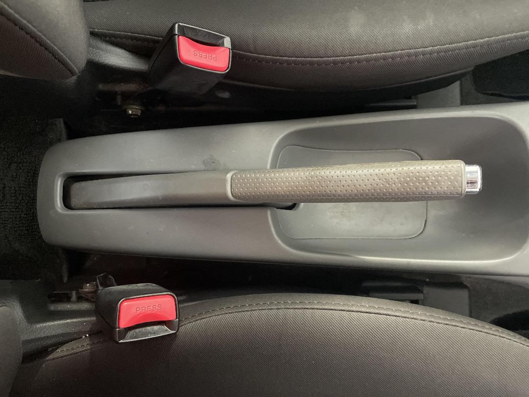 Photo '29' of Mazda Mazda2