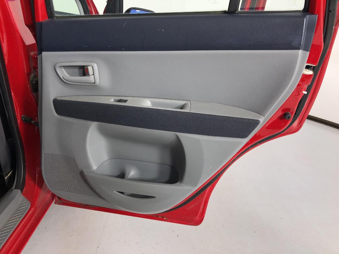 Photo '19' of Mazda Mazda2