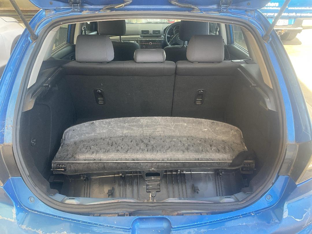 Photo '11' of Mazda Mazda3 Sporthatch SP23