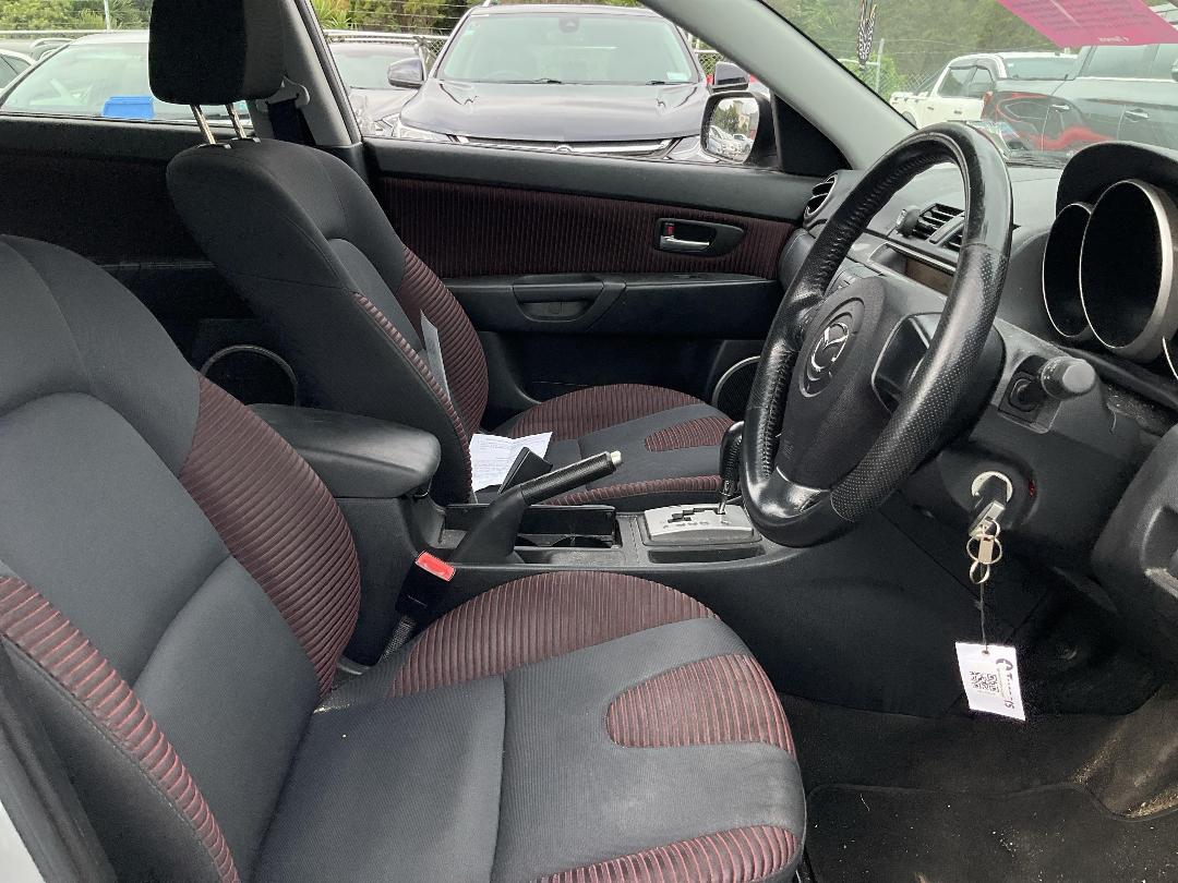 Photo '6' of Mazda Mazda3 Sporthatch SP23