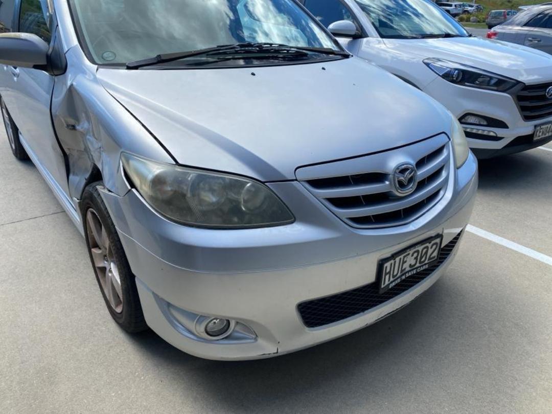 Photo '11' of Mazda MPV Photo '11' of Mazda MPV