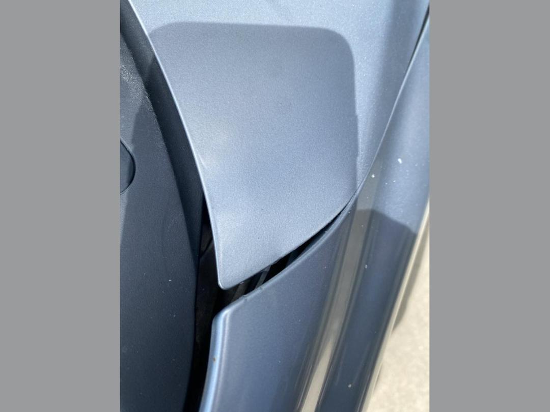 Photo '16' of Mazda MPV Photo '16' of Mazda MPV