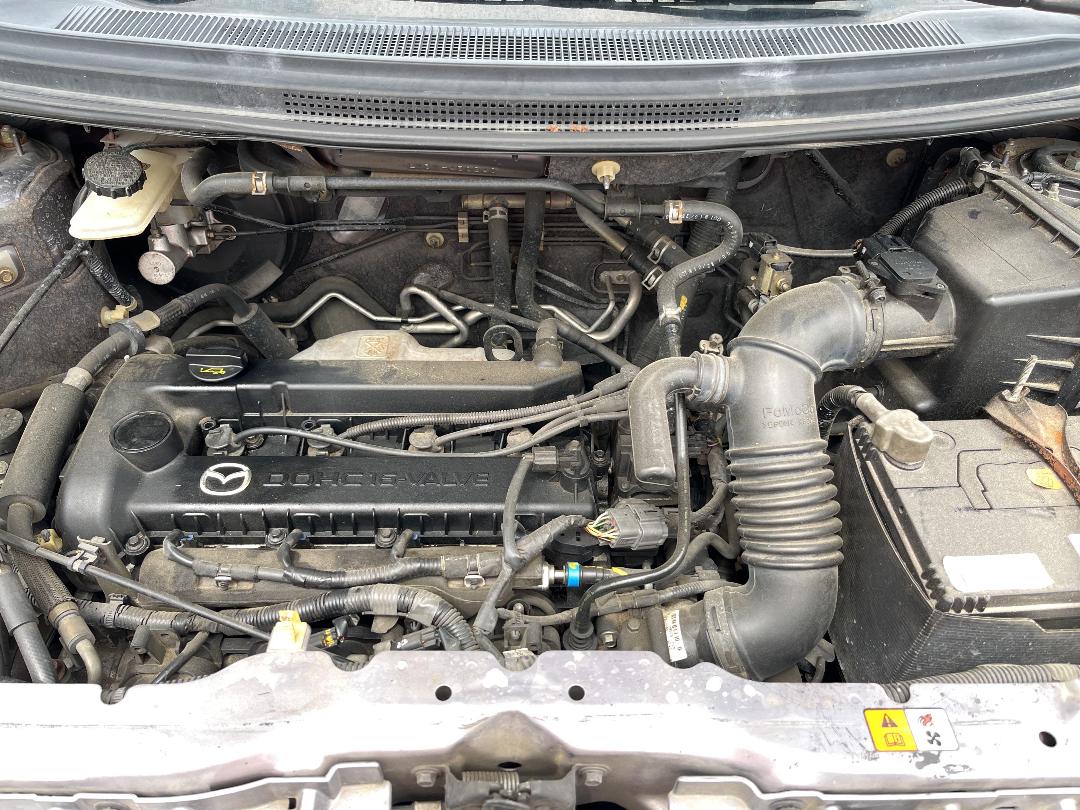 Photo '11' of Mazda MPV