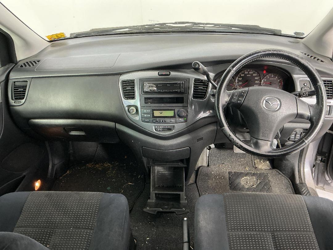 Photo '15' of Mazda MPV