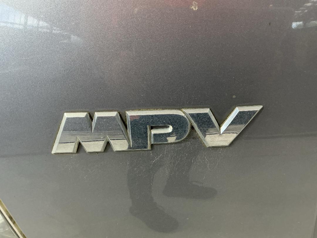 Photo '24' of Mazda MPV