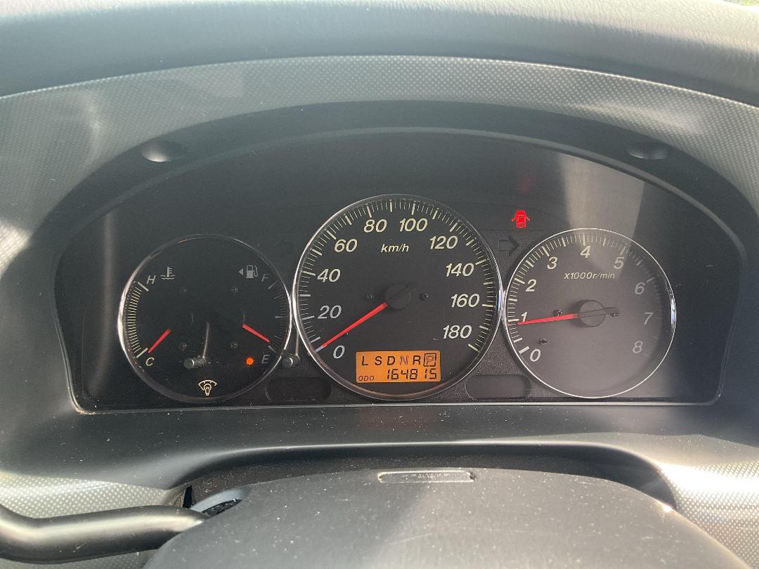 Photo '8' of Mazda MPV