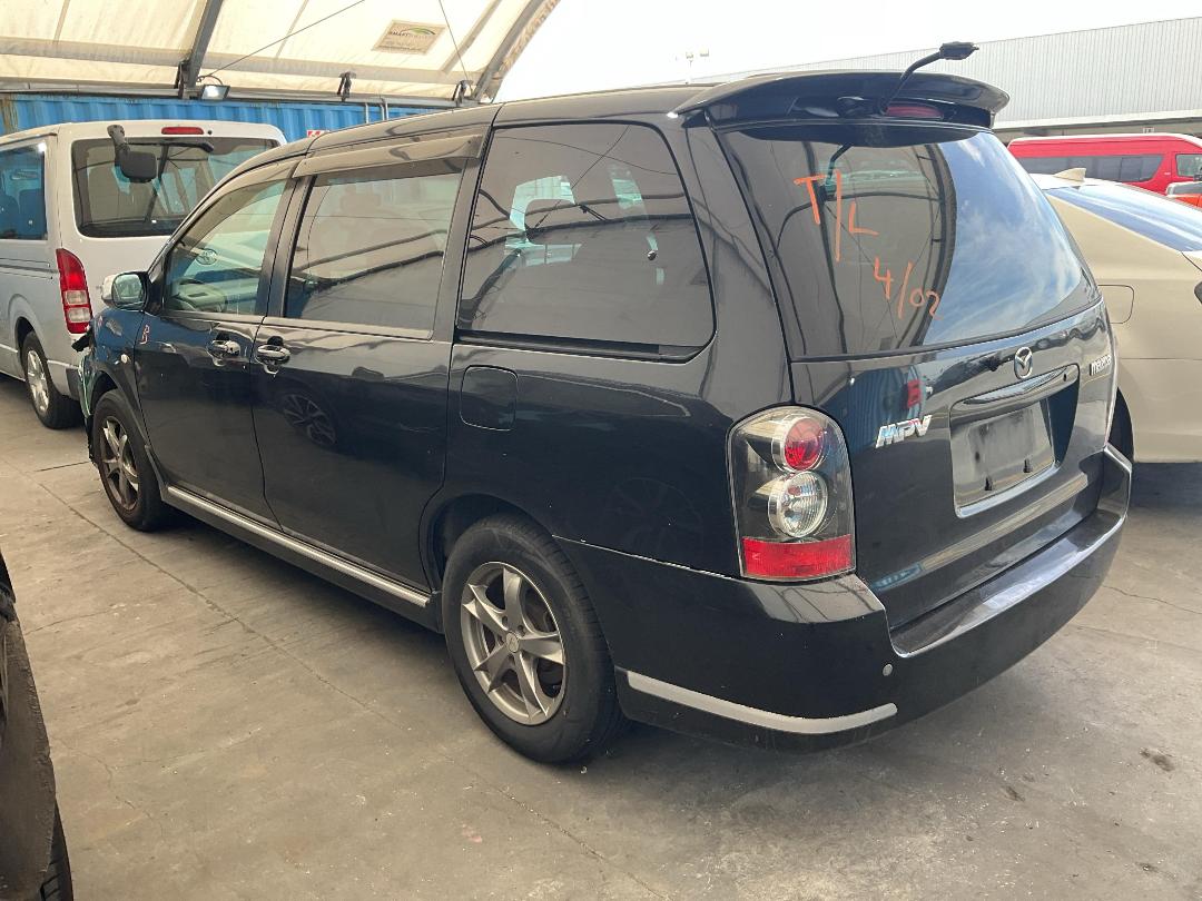 Photo '18' of Mazda MPV