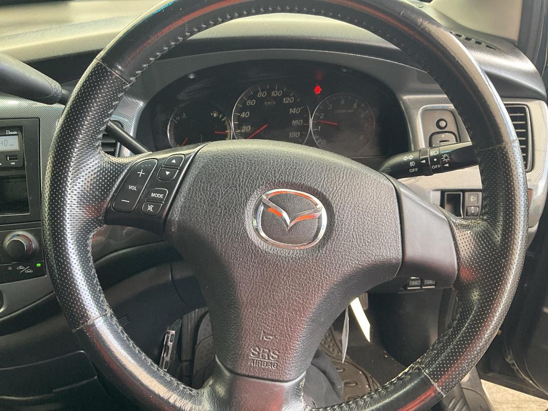 Photo '34' of Mazda MPV