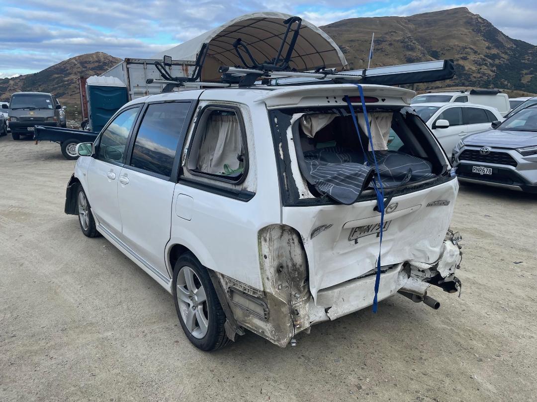 Photo '4' of Mazda MPV 2300 Photo '4' of Mazda MPV 2300