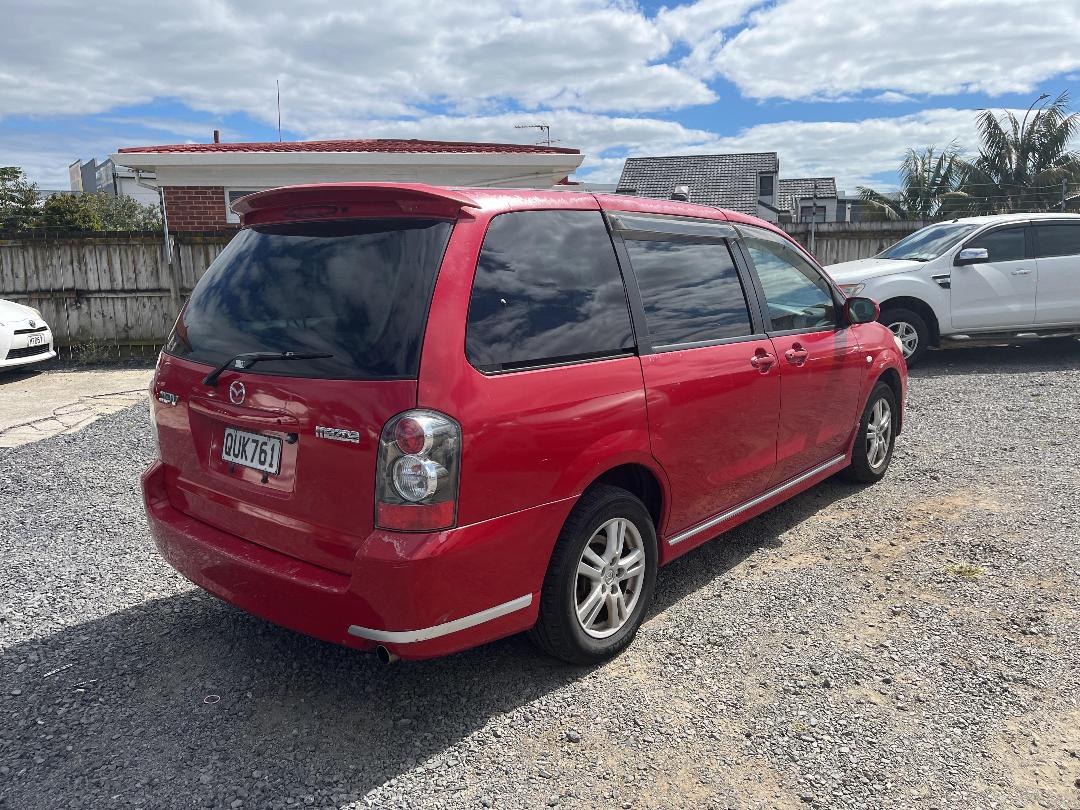 Photo '5' of Mazda MPV