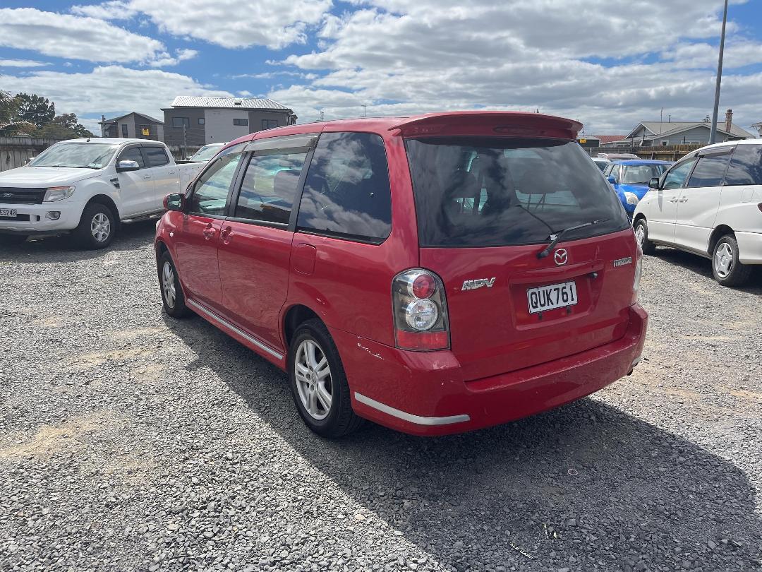 Photo '7' of Mazda MPV