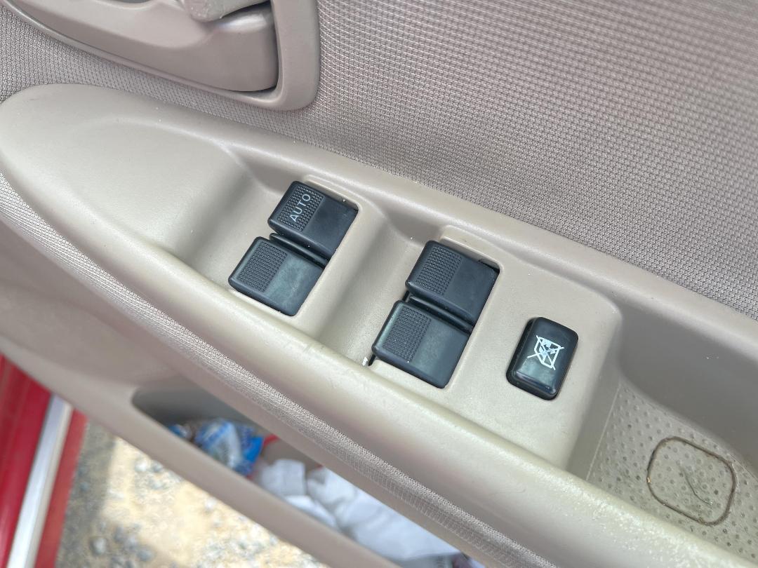 Photo '15' of Mazda MPV