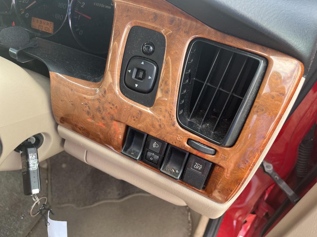 Photo '16' of Mazda MPV