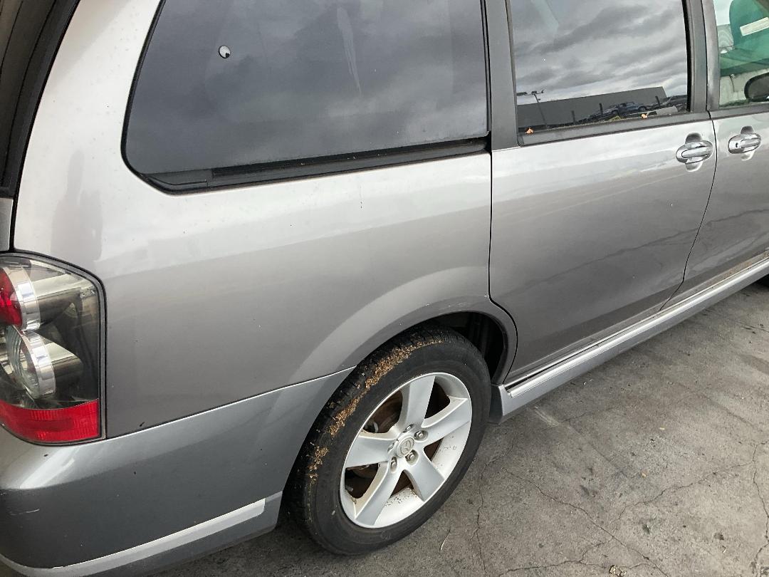 Photo '14' of Mazda MPV