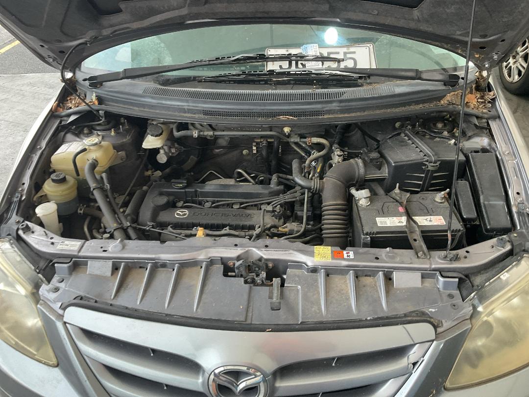 Photo '16' of Mazda MPV