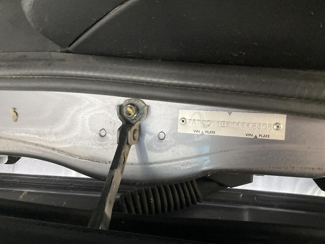 Photo '17' of Mazda MPV