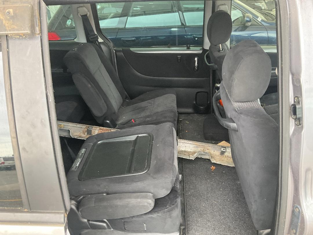 Photo '21' of Mazda MPV