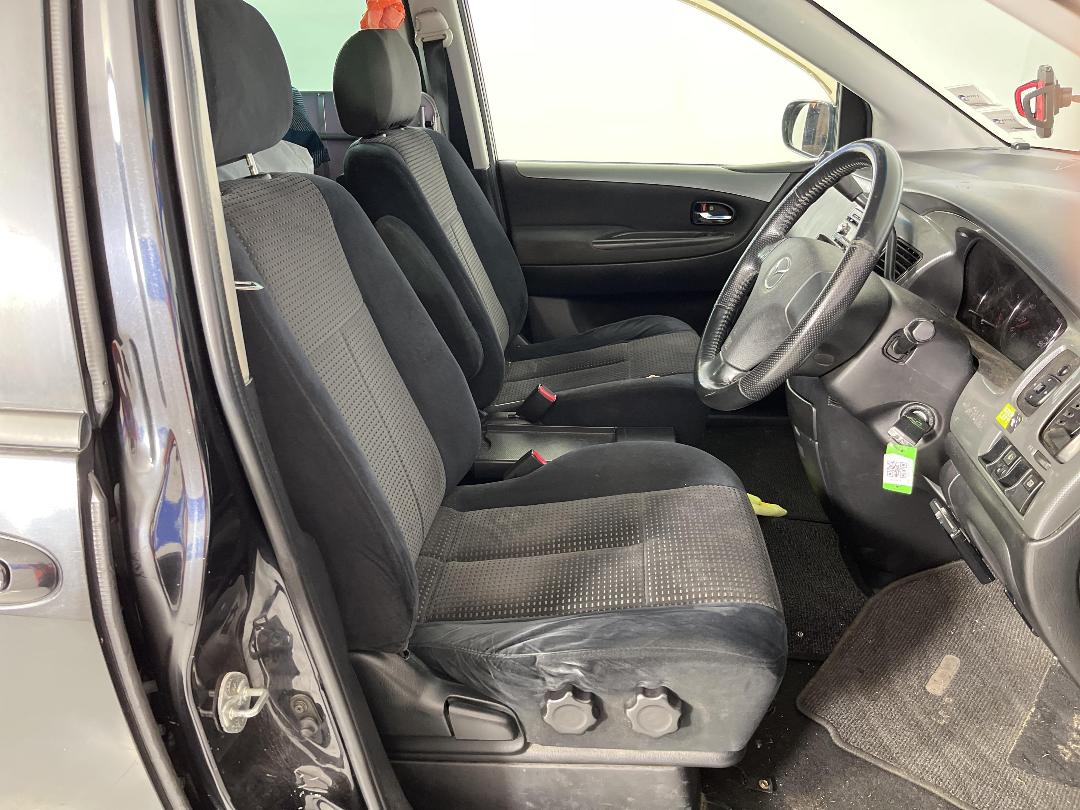 Photo '16' of Mazda MPV