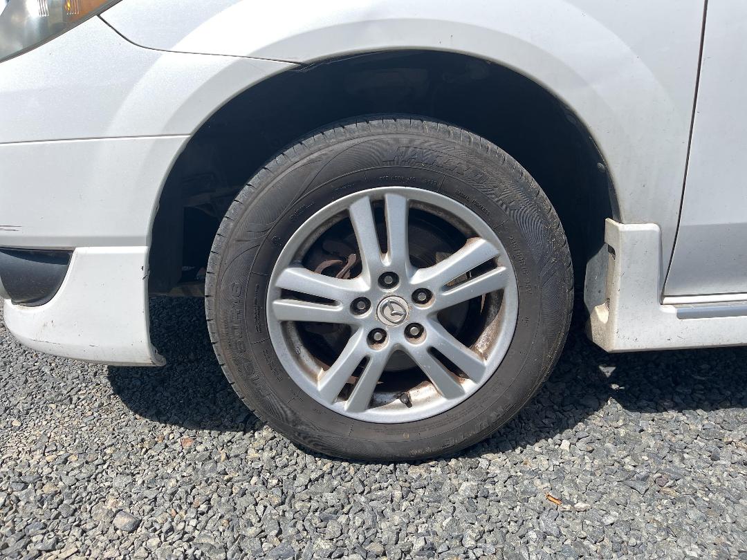 Photo '8' of Mazda MPV