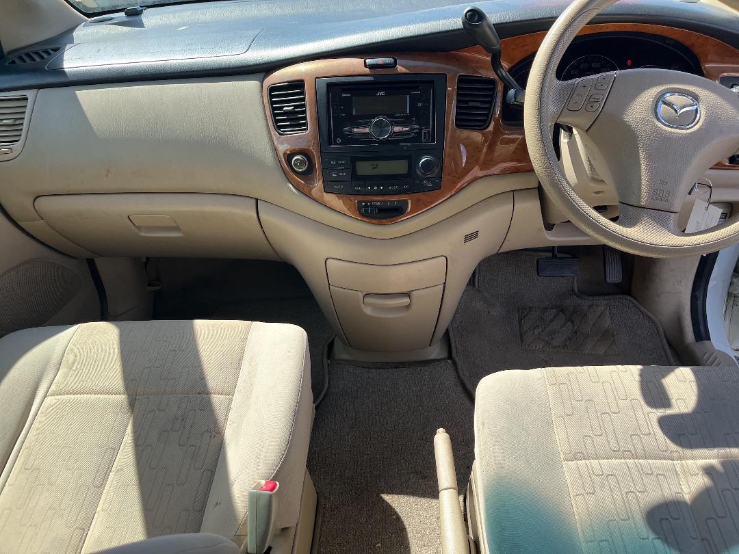 Photo '16' of Mazda MPV