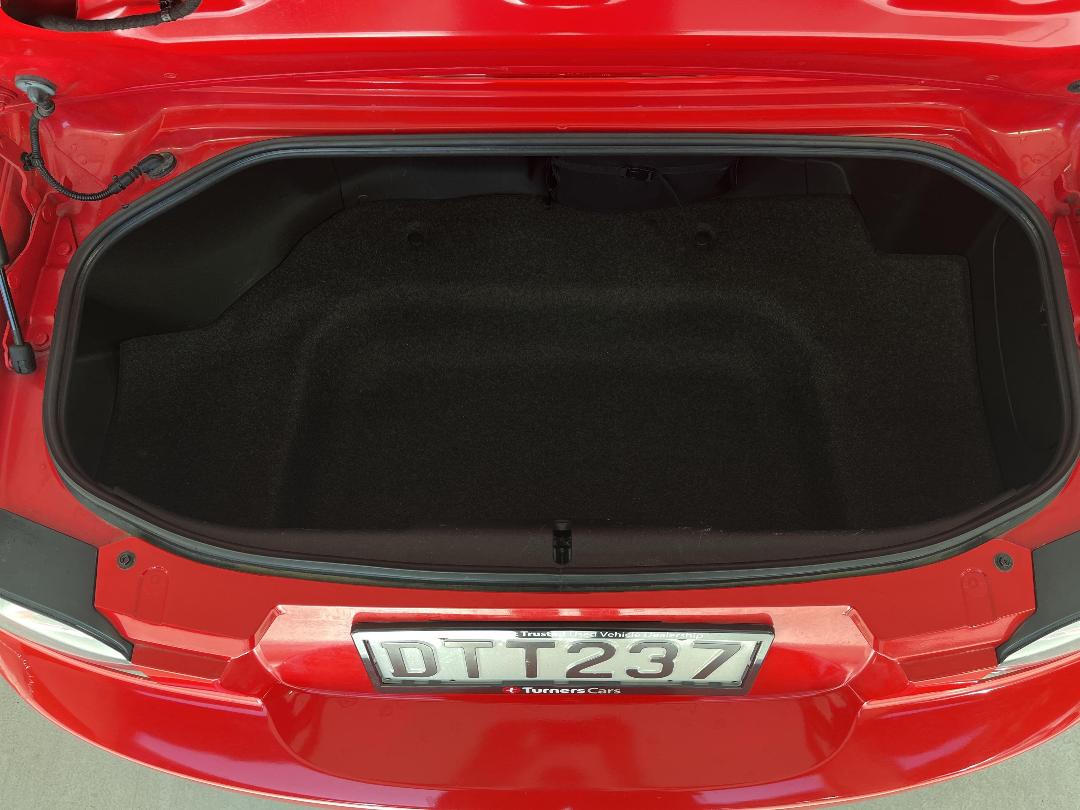 Photo '14' of Mazda MX-5 Photo '14' of Mazda MX-5