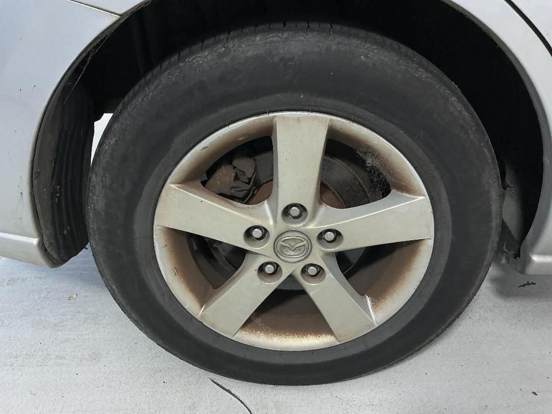 Photo '8' of Mazda Premacy