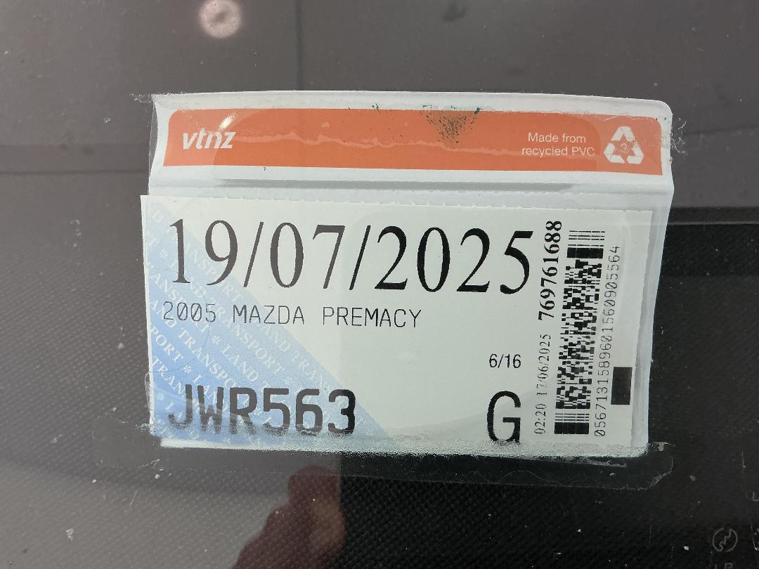 Photo '23' of Mazda Premacy