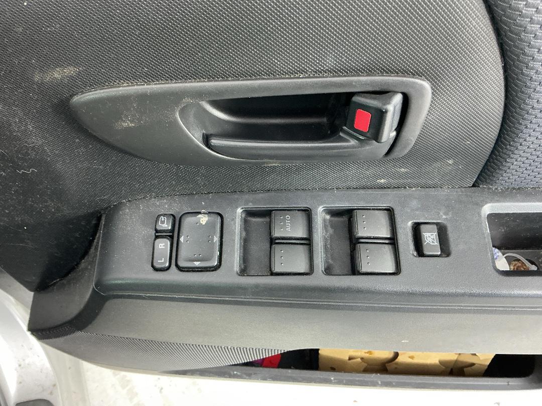 Photo '21' of Mazda Premacy