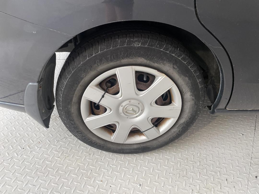 Photo '8' of Mazda Premacy Photo '8' of Mazda Premacy