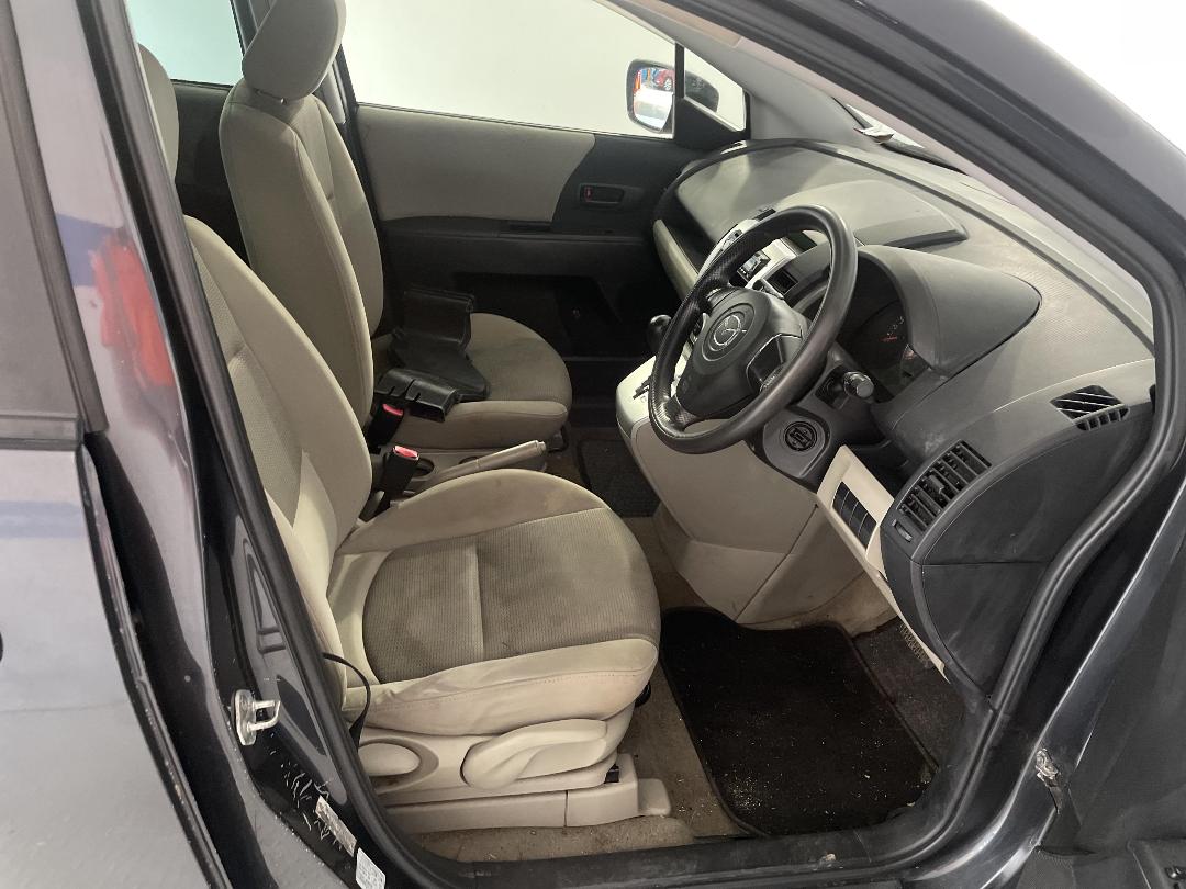 Photo '14' of Mazda Premacy Photo '14' of Mazda Premacy