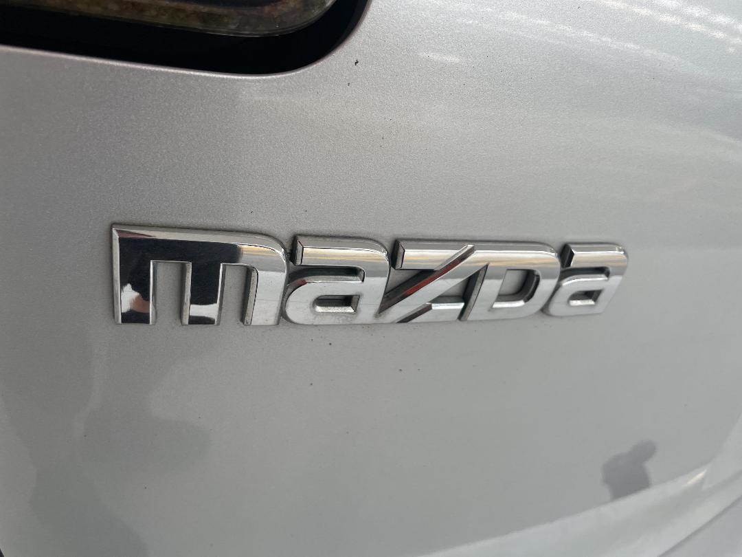 Photo '33' of Mazda Premacy
