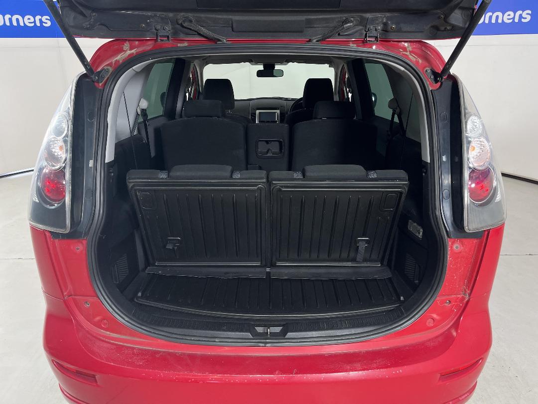 Photo '14' of Mazda Premacy