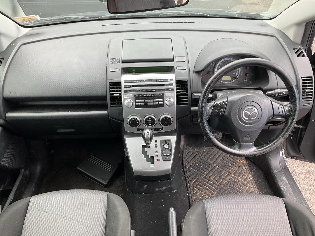 Photo '8' of Mazda Premacy Photo '8' of Mazda Premacy