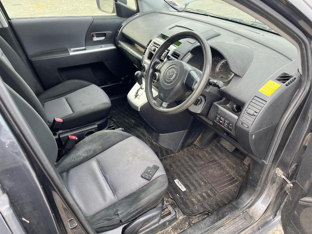 Photo '13' of Mazda Premacy